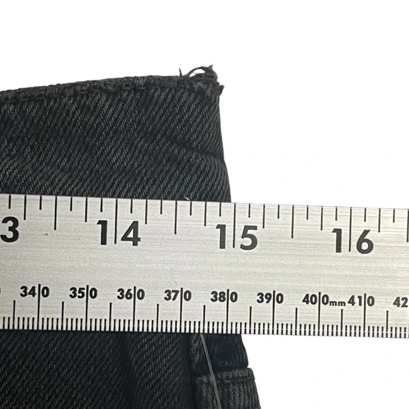 We The Free Black Denim Mini Skirt with Raw Hem 0B920063 NWT Size 27 - Picture 5 of 10